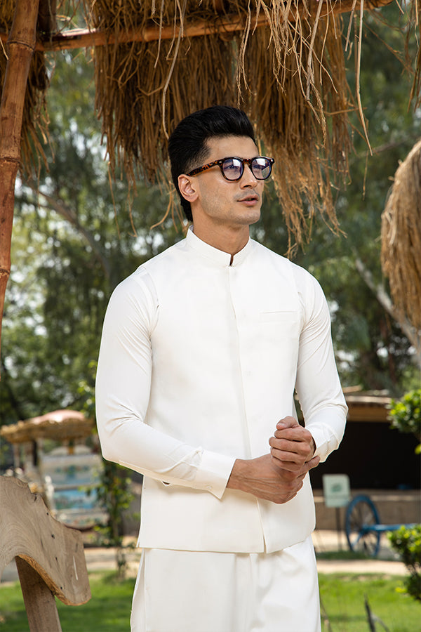 Boski Off White Kurta Trouser with Waistcoat